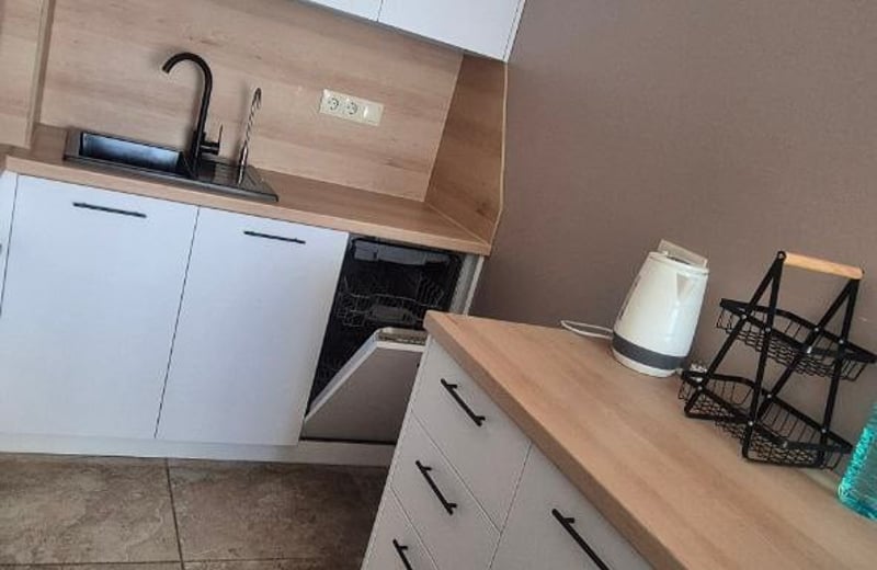 Miete einer 2-Zimmer-Wohnung am Meer in einer ruhigen Gegend von Varna, Bulgarien